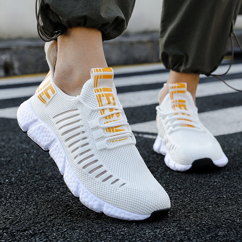 남성 캐주얼 신발 운동화 통기성 운동 경량 야외 러닝  - Badminton Shoes 리뷰 및 가격